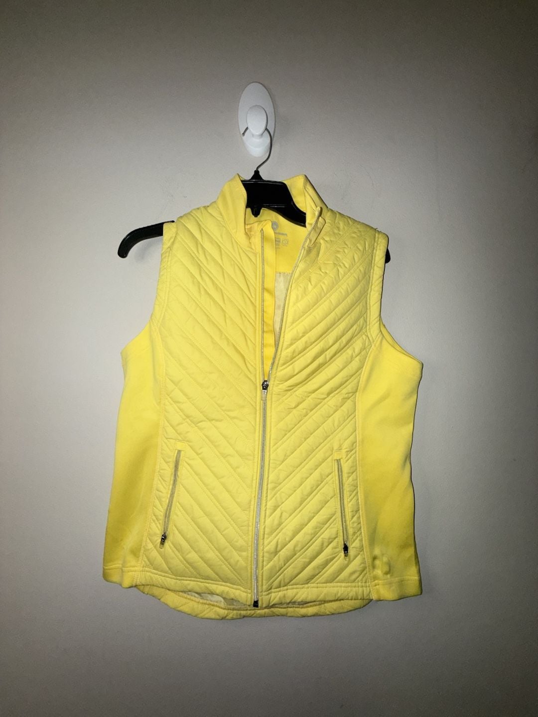 Levelwear Women's Chevron Quilted Zip-Up Performance Vest 2