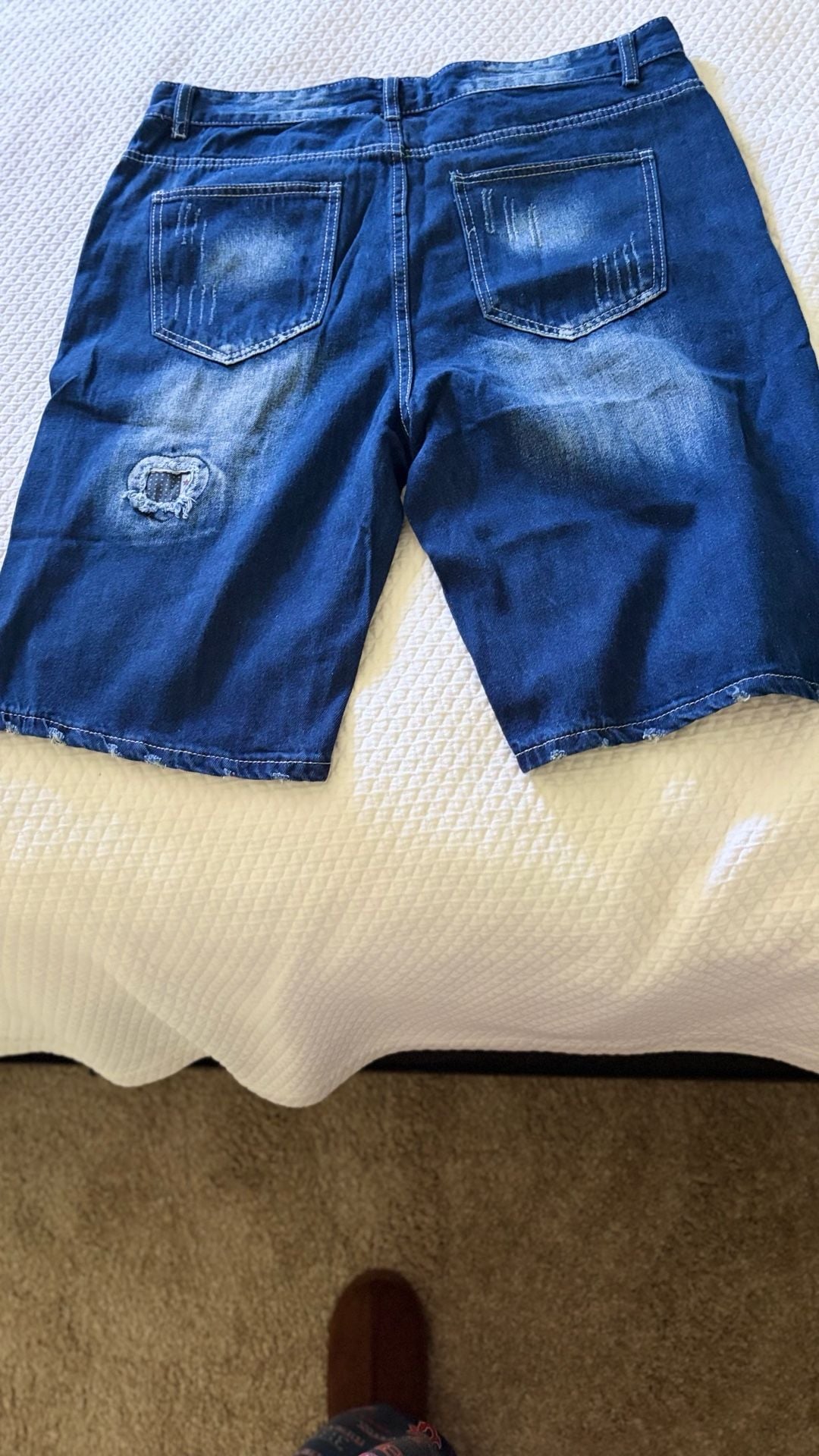 NWT Fashion On Fashion Men’s Distressed Denim Shorts Size 36 Dark Wash Ripped 6