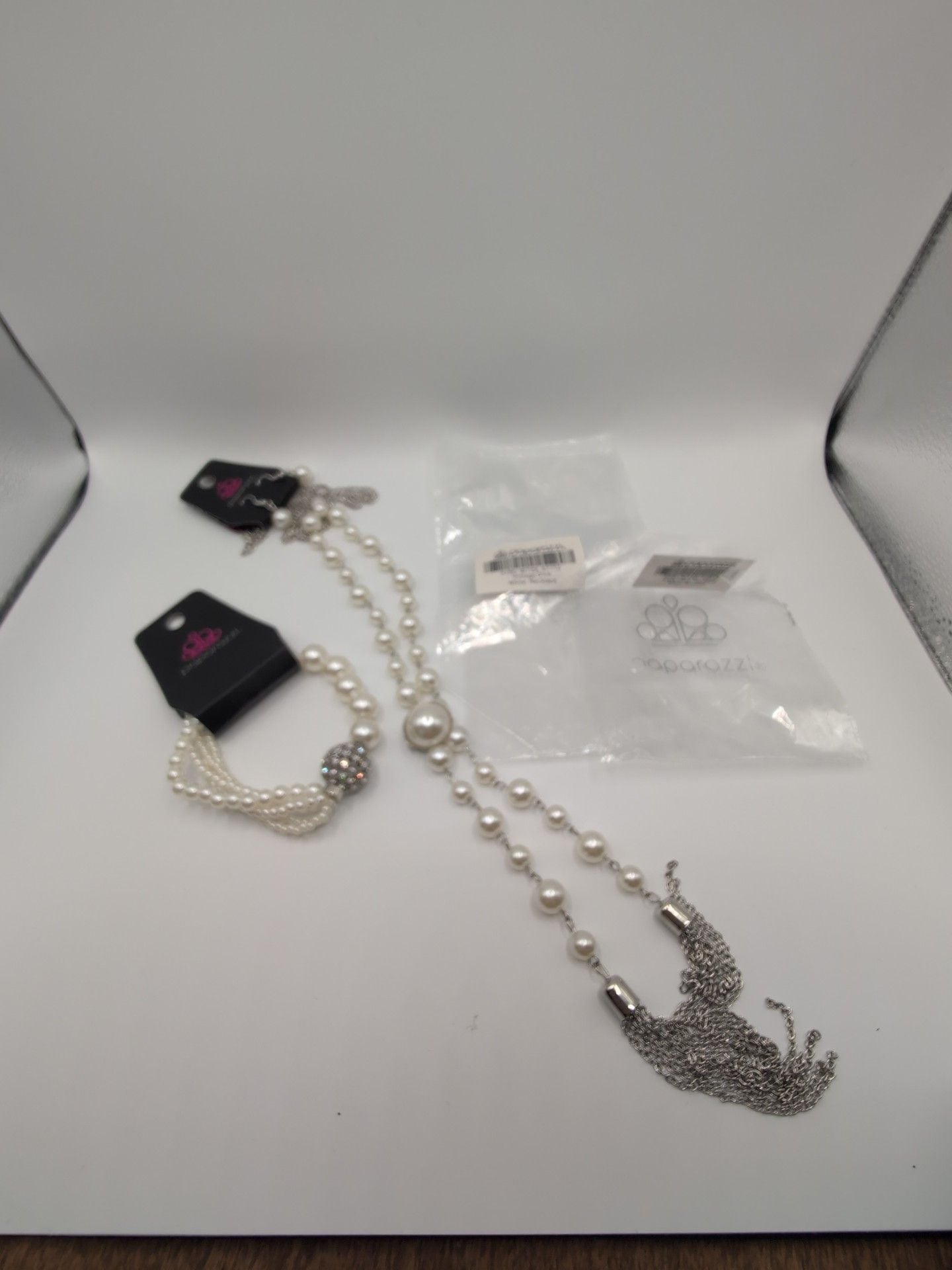 Paparazzi Show Them The DIOR Faux Pearl & Rhinestone Ball Necklace and Bracelet 2