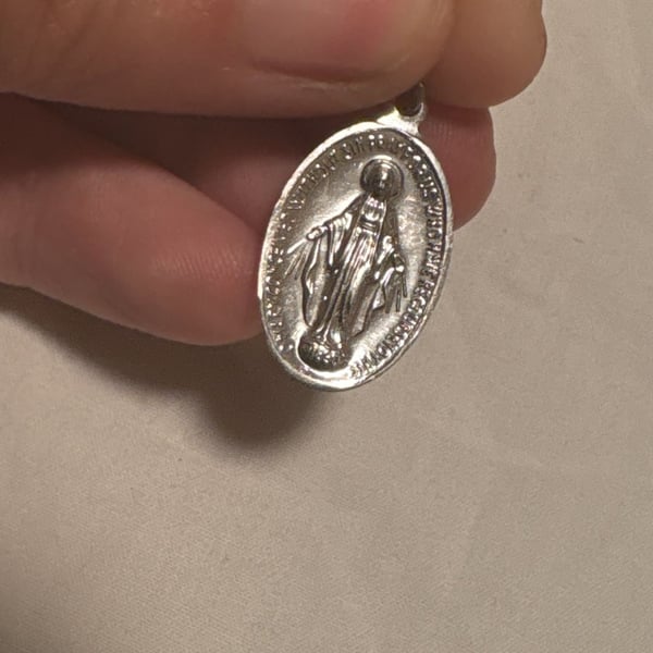 Vintage Italian Silver Tone Miraculous Medal Pendant
