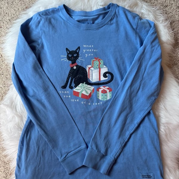 Life Is Good Sz S Long Sleeve Tee "What greater gift than the love of a cat?"