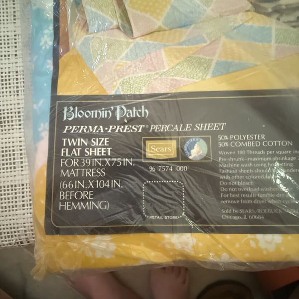 Vintage Sears Bloomin' Patch Perma-Prest Percale Twin Size Flat Sheet