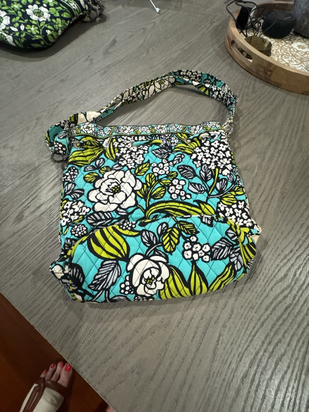 Vera Bradley Island Blooms Front Pockets Cinch Bucket Bag 6