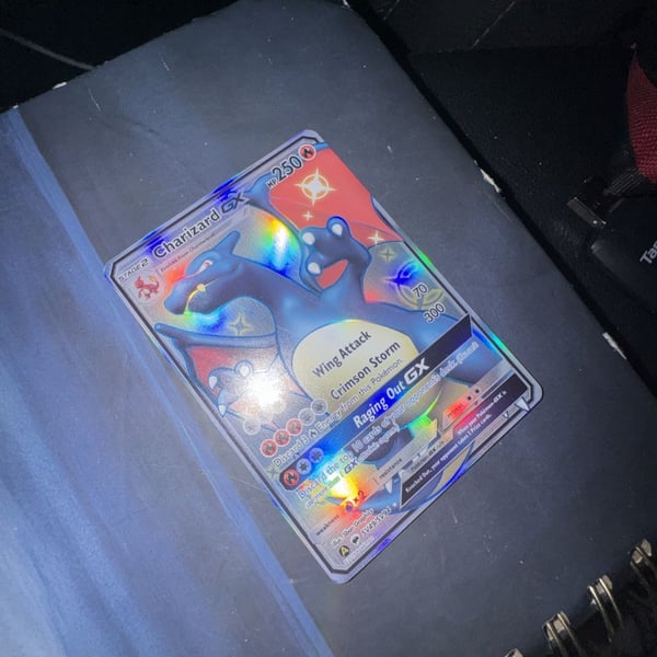 2019 Pokemon Sun & Moon Hidden Fates Shiny Vault SV49 Charizard GX Full Art