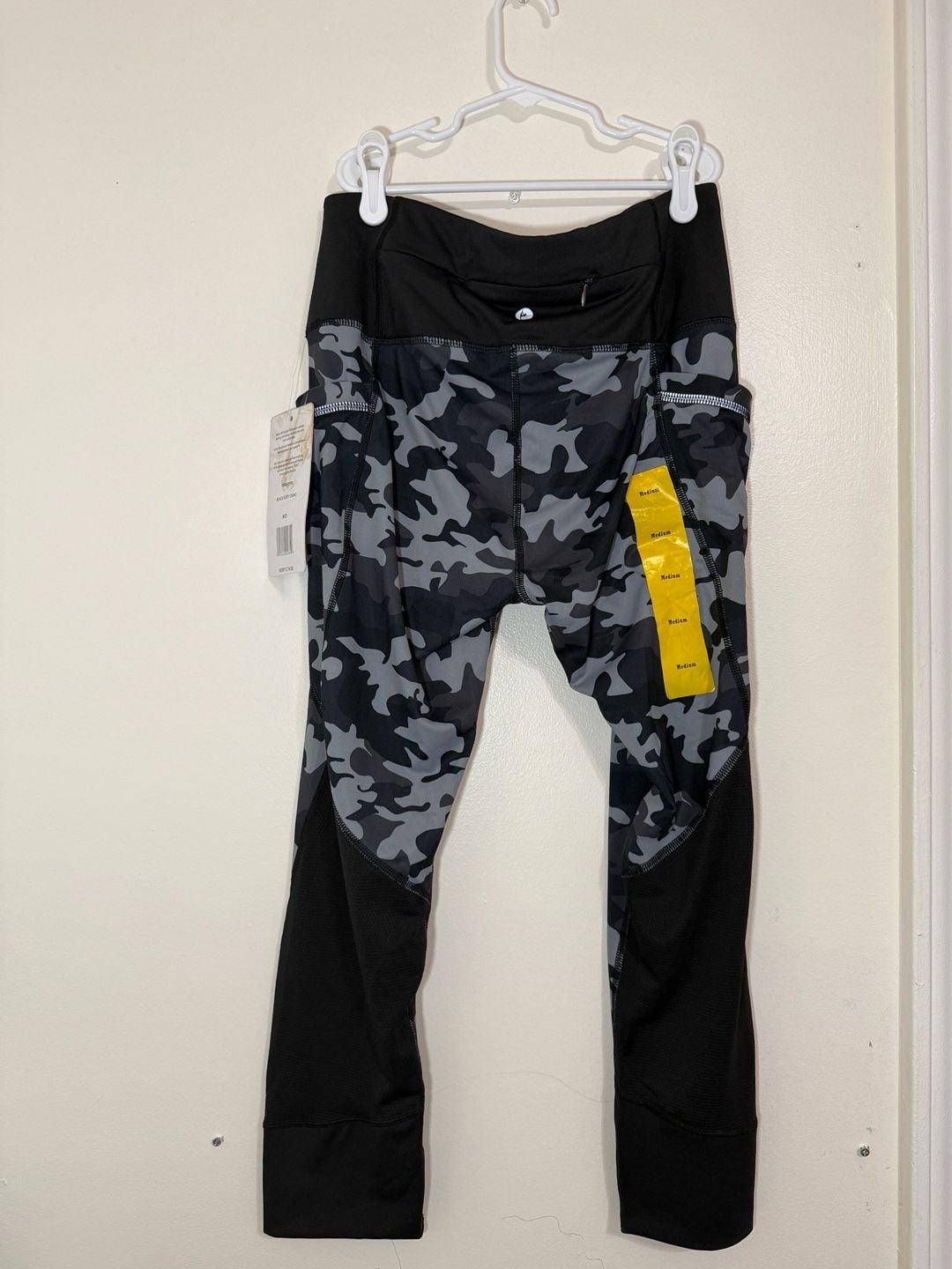 Active Life Women's Camo Print Performance Leggings with Side Pockets 3