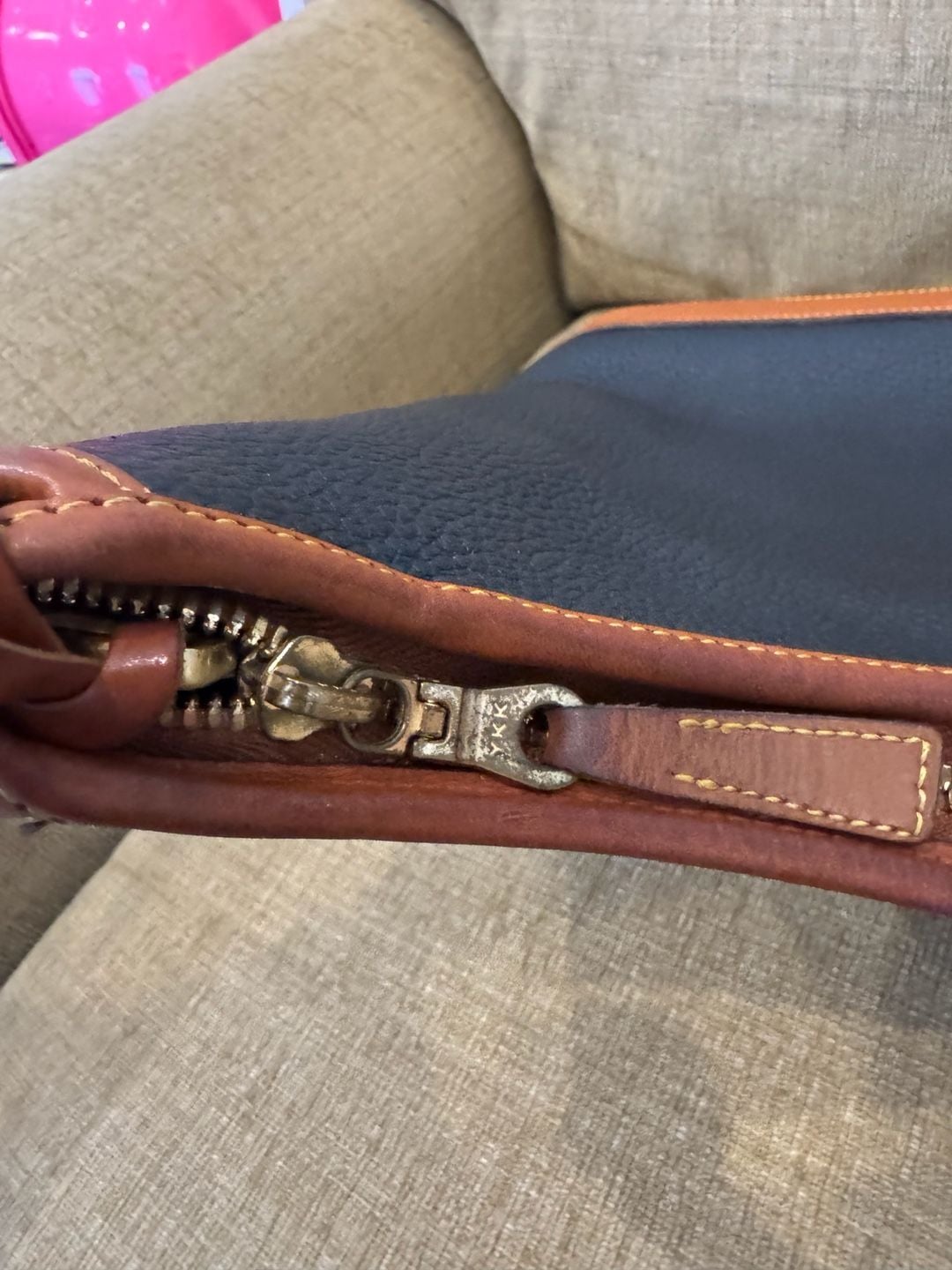 Vintage Dooney & Bourke All Weather Leather Hobo Shoulder Bag 12