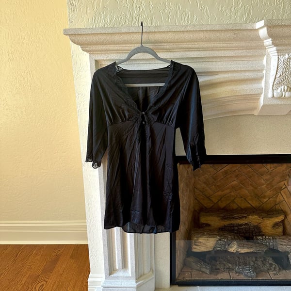 Women's Black Satin and Lace Trim Short Sleeve Nightgown