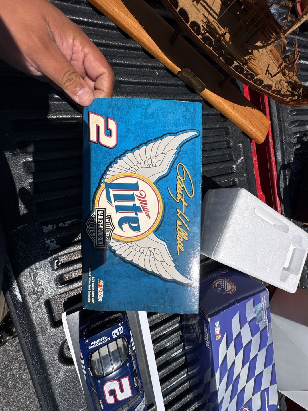 1999 Rusty Wallace #2 Miller Lite Harley-Davidson Ford Taurus 1:24 Scale Action Diecast Car 2
