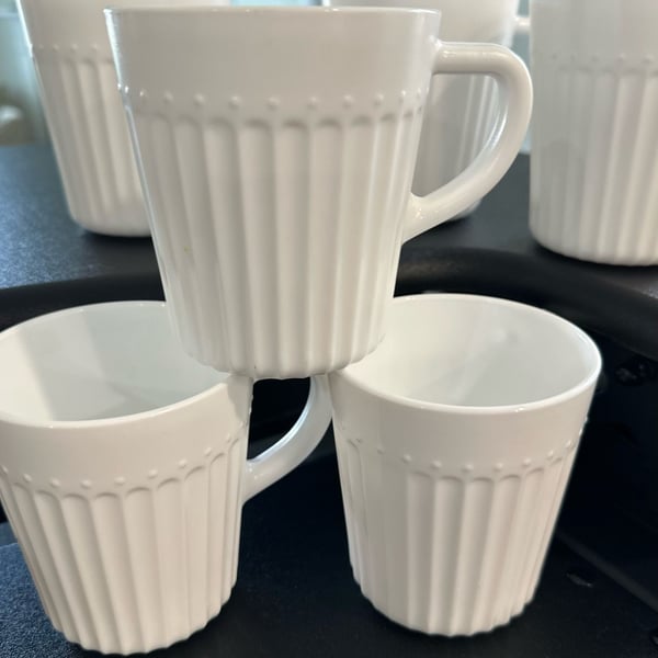 Set of 4 Vintage White Milk Glass Ribbed Coffee Mugs