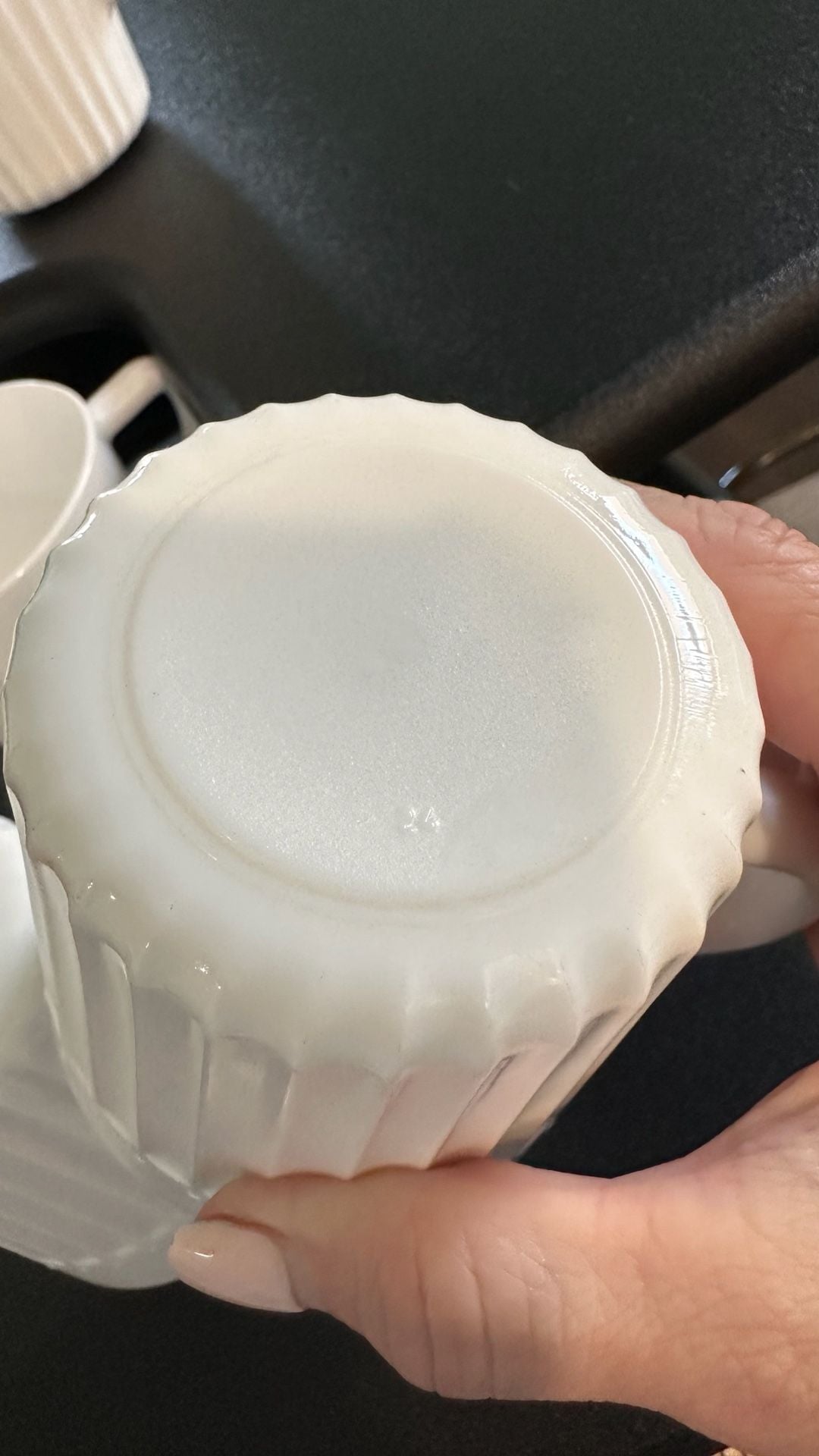 Set of 4 Vintage White Milk Glass Ribbed Coffee Mugs 2