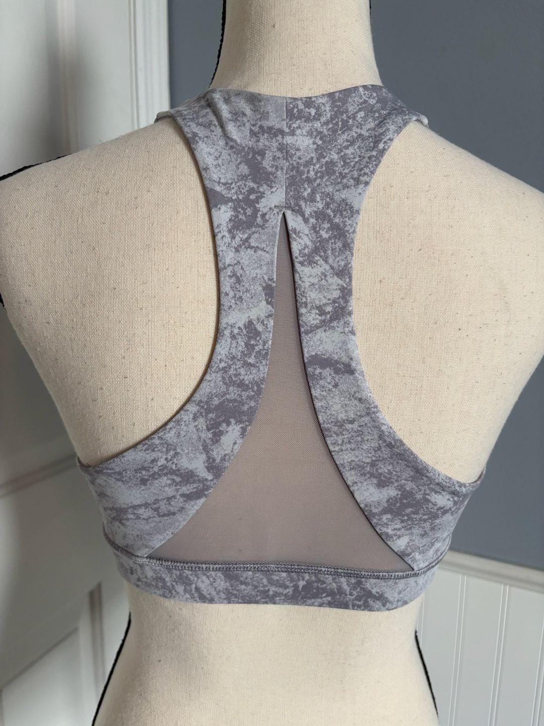 Lululemon Invigorate Bra - Washed Marble Alpine White Silverscreen 2