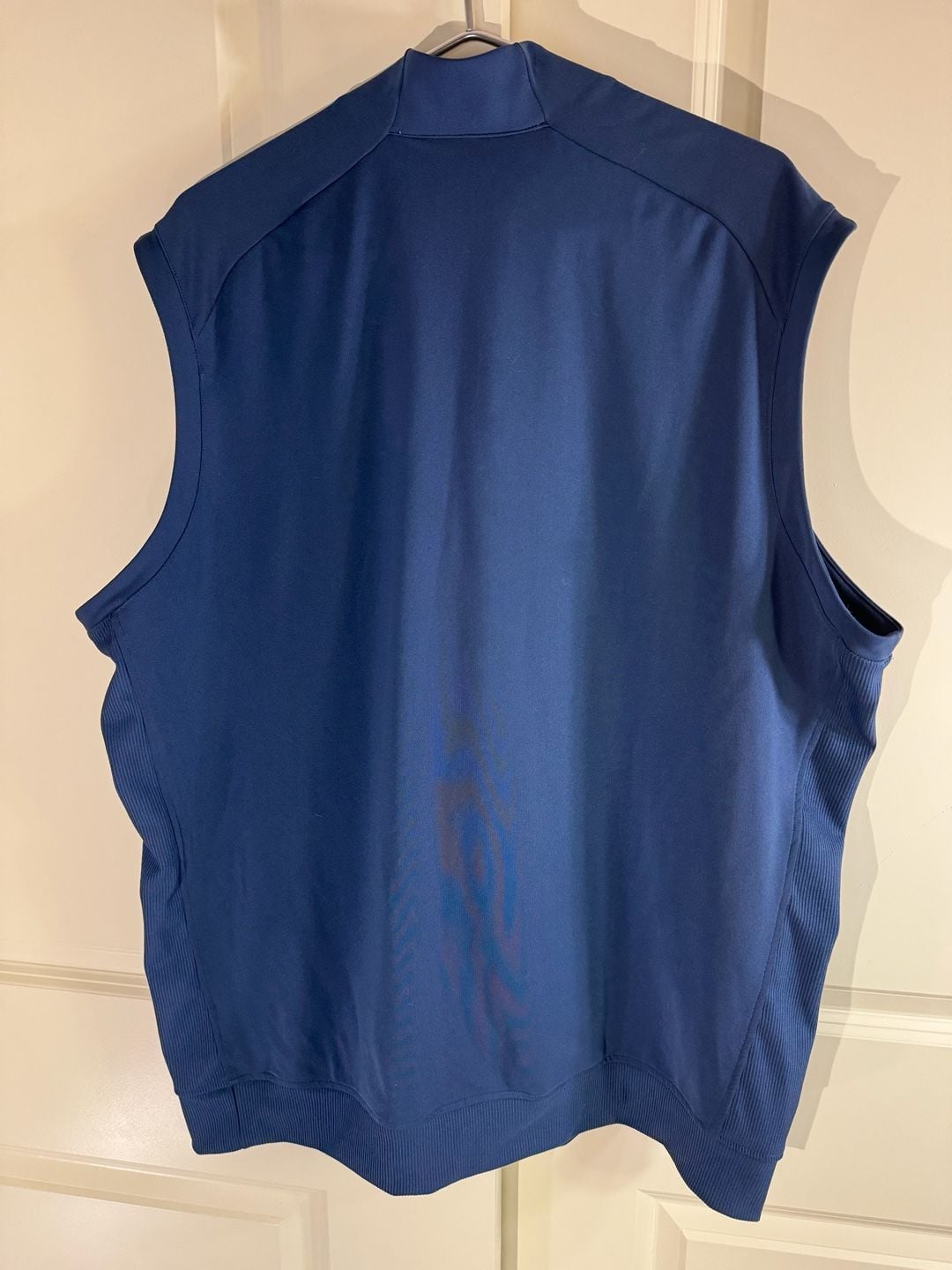 Adidas Men's Quarter Zip Golf Vest Sleeveless Pullover 3