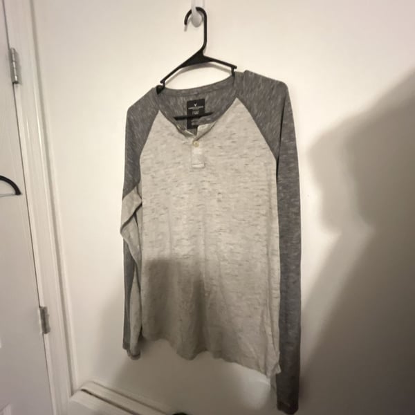 American Eagle Outfitters FLEX Classic Fit Long Sleeve Henley Shirt