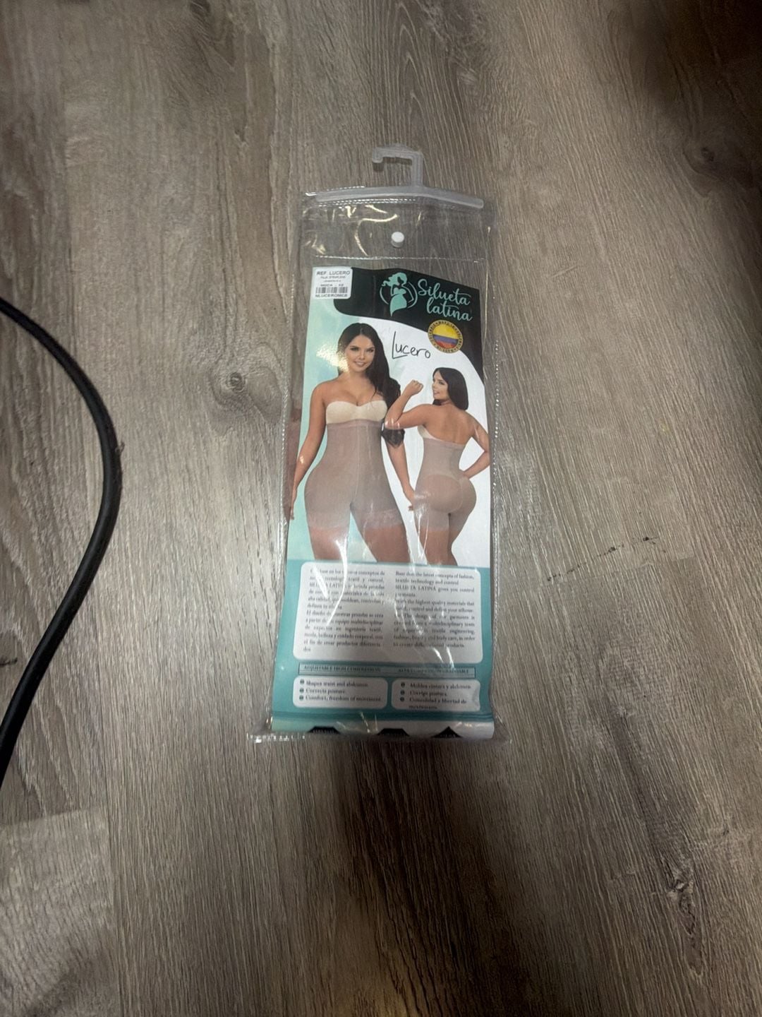 Silueta Latina Ref. Lucero Strapless Faja Levanta Cola Shapewear Moca XS 10