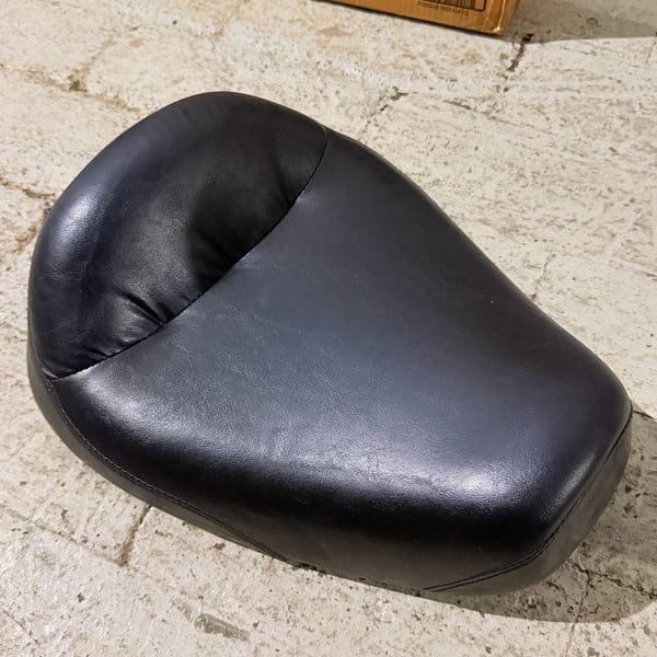 Harley-Davidson 1982-03 Sportster XL Solo Seat