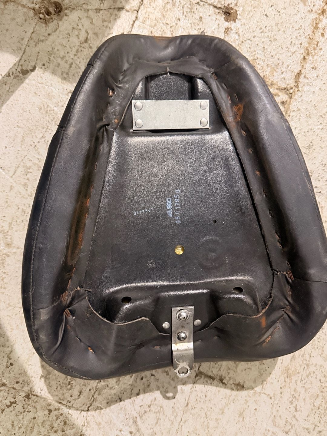 Harley-Davidson 1982-03 Sportster XL Solo Seat 2