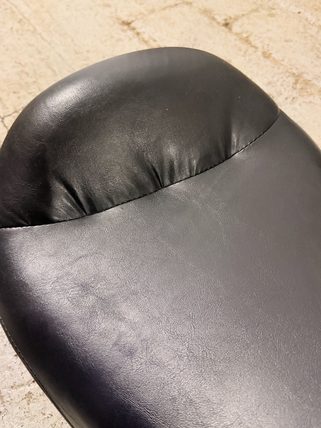 Harley-Davidson 1982-03 Sportster XL Solo Seat 3