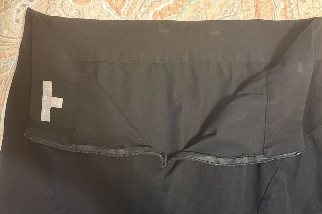 EUC Banana Republic Black Pencil Skirt Size 14 4