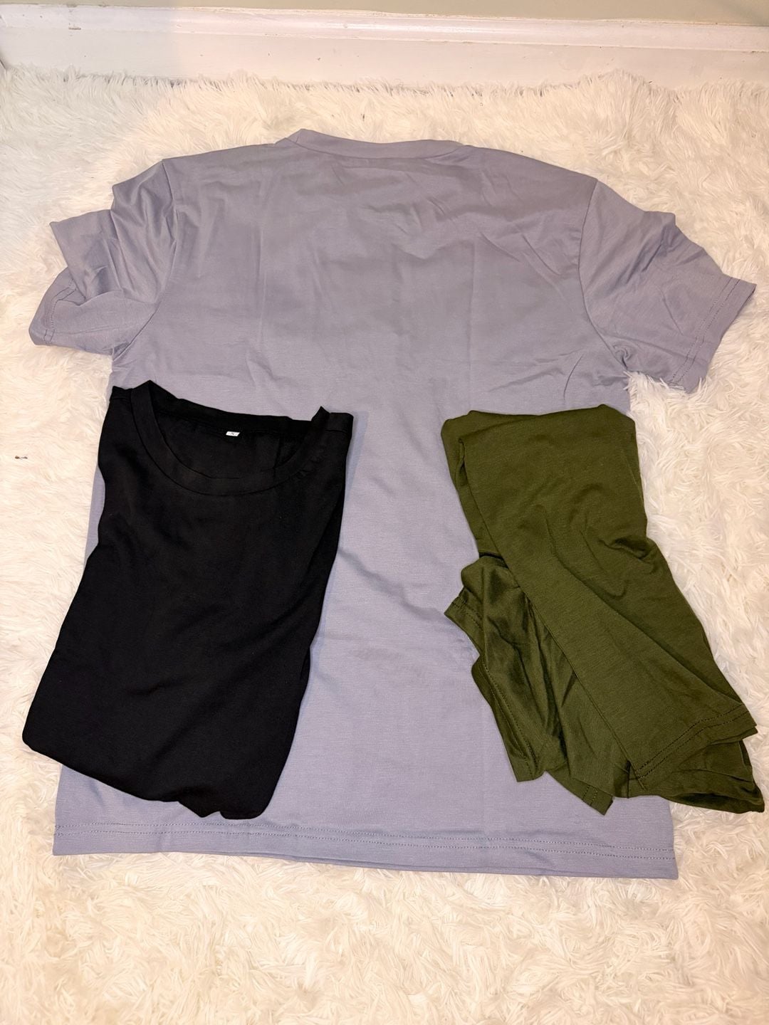 Set of 3 Men's Basic Crew Neck Short T-Shirts in Grey, Black, and Olive Green 3