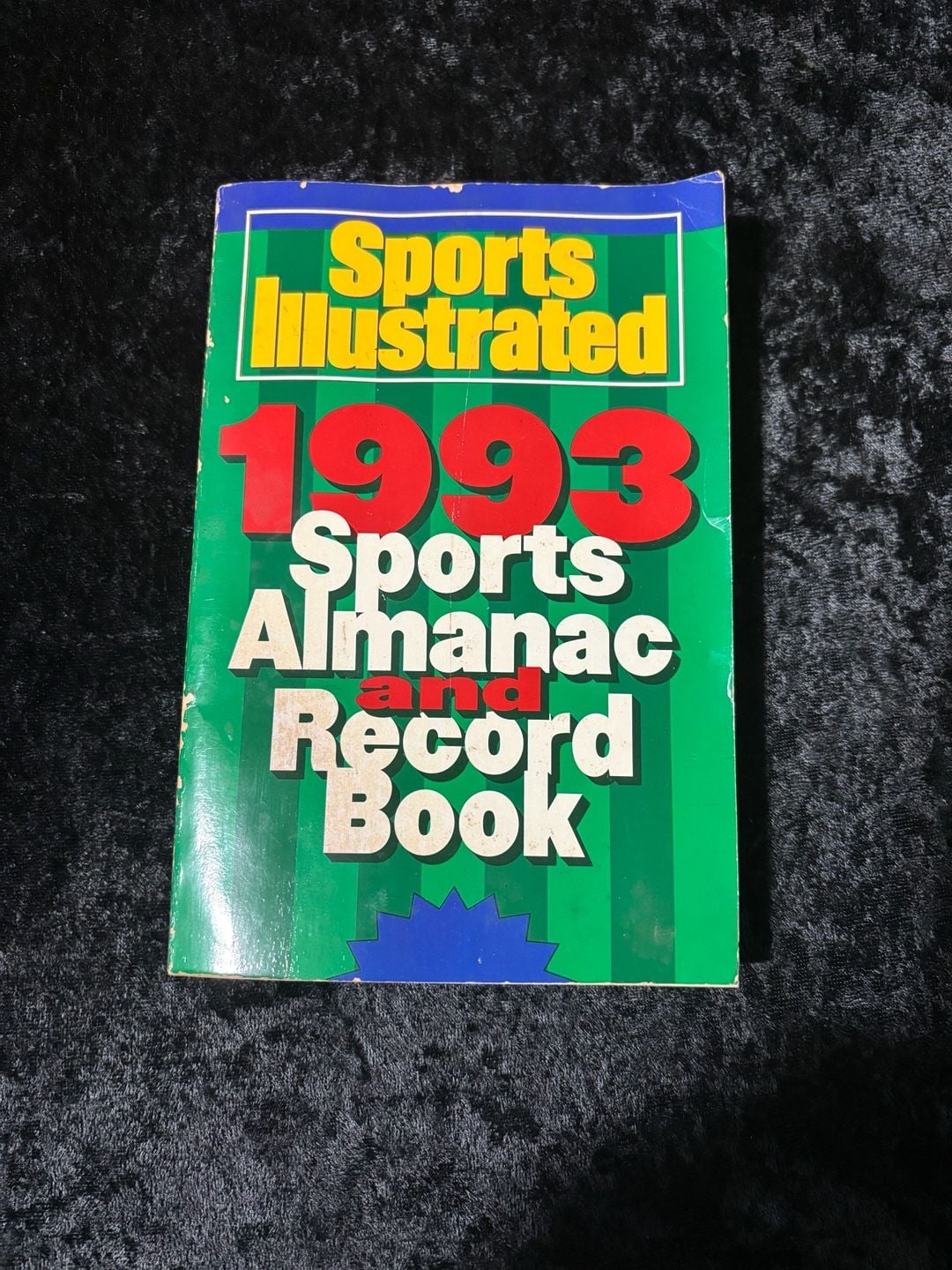 The Sports Illustrated 1994 Sports Almanac: Sports Illustrated: 9780316808101: Books - , CA 1