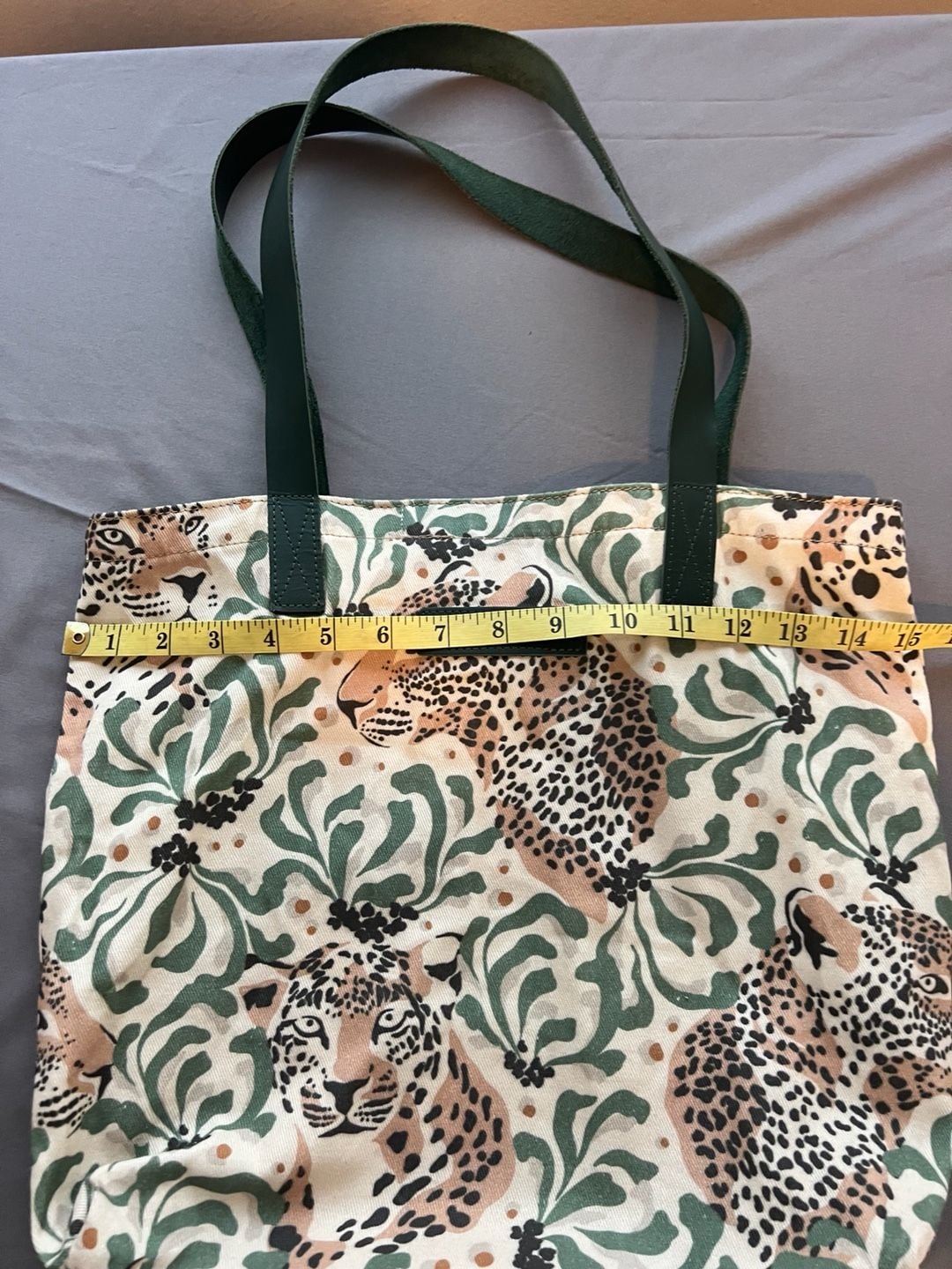 Ikwetta Leopard Print Canvas Tote Bag with Green Handles 5