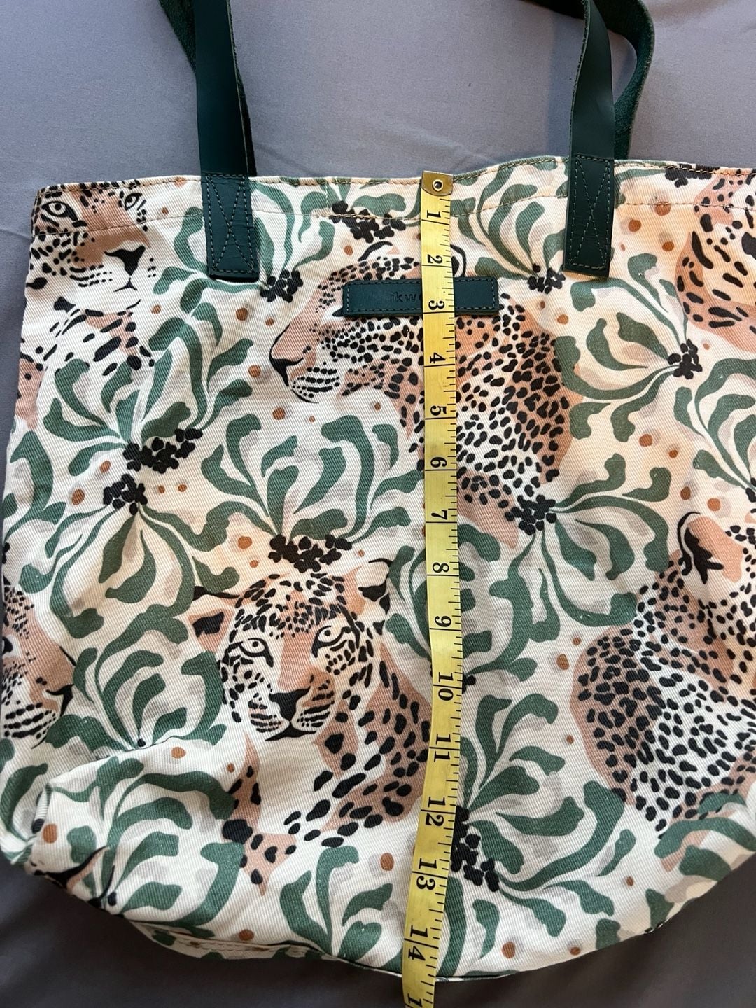 Ikwetta Leopard Print Canvas Tote Bag with Green Handles 6