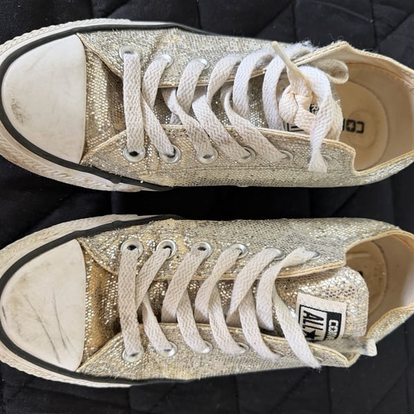 Converse Chuck Taylor All Star Low Top Gold Glitter Sneakers