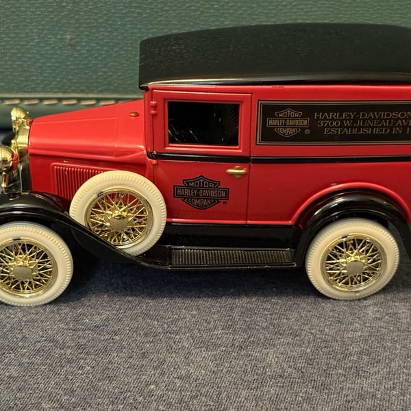 Liberty Classics Harley-Davidson 1931 Ford Model A Panel Delivery Coin Bank