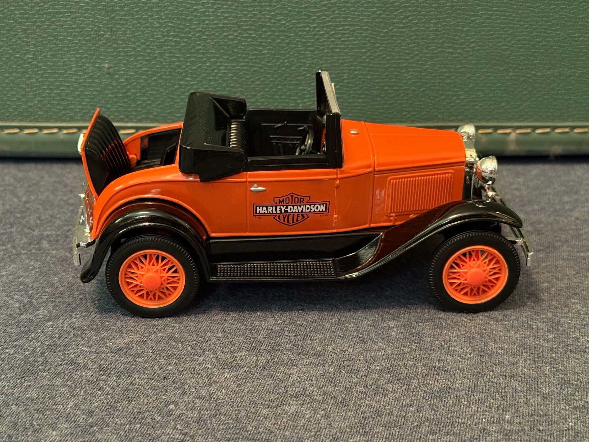 Liberty Classics Harley-Davidson 1929 Model A Roadster Die-Cast Coin Bank 1