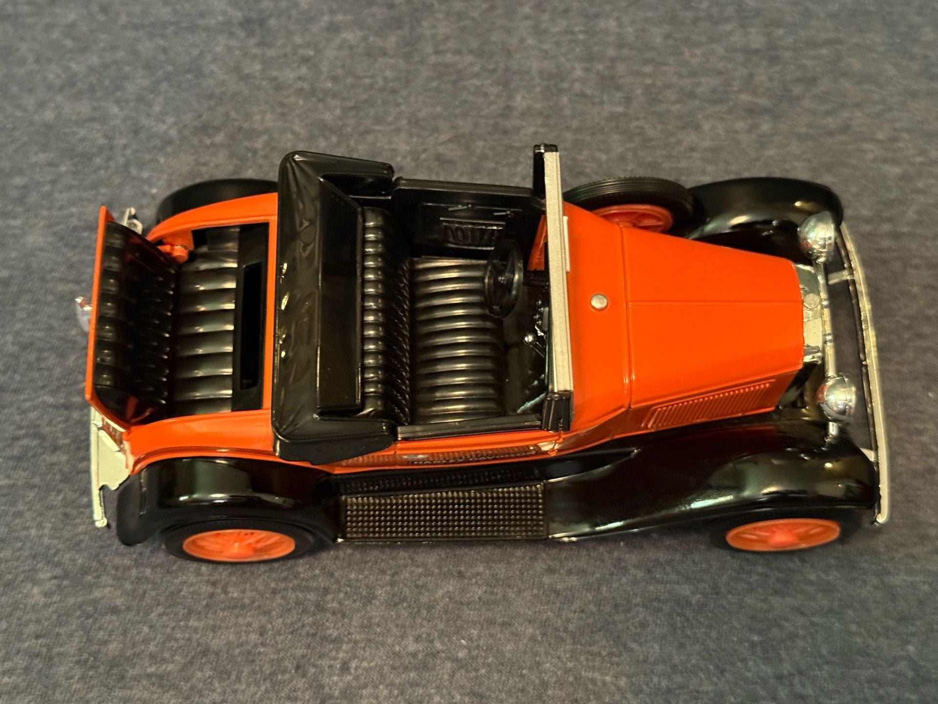 Liberty Classics Harley-Davidson 1929 Model A Roadster Die-Cast Coin Bank 7