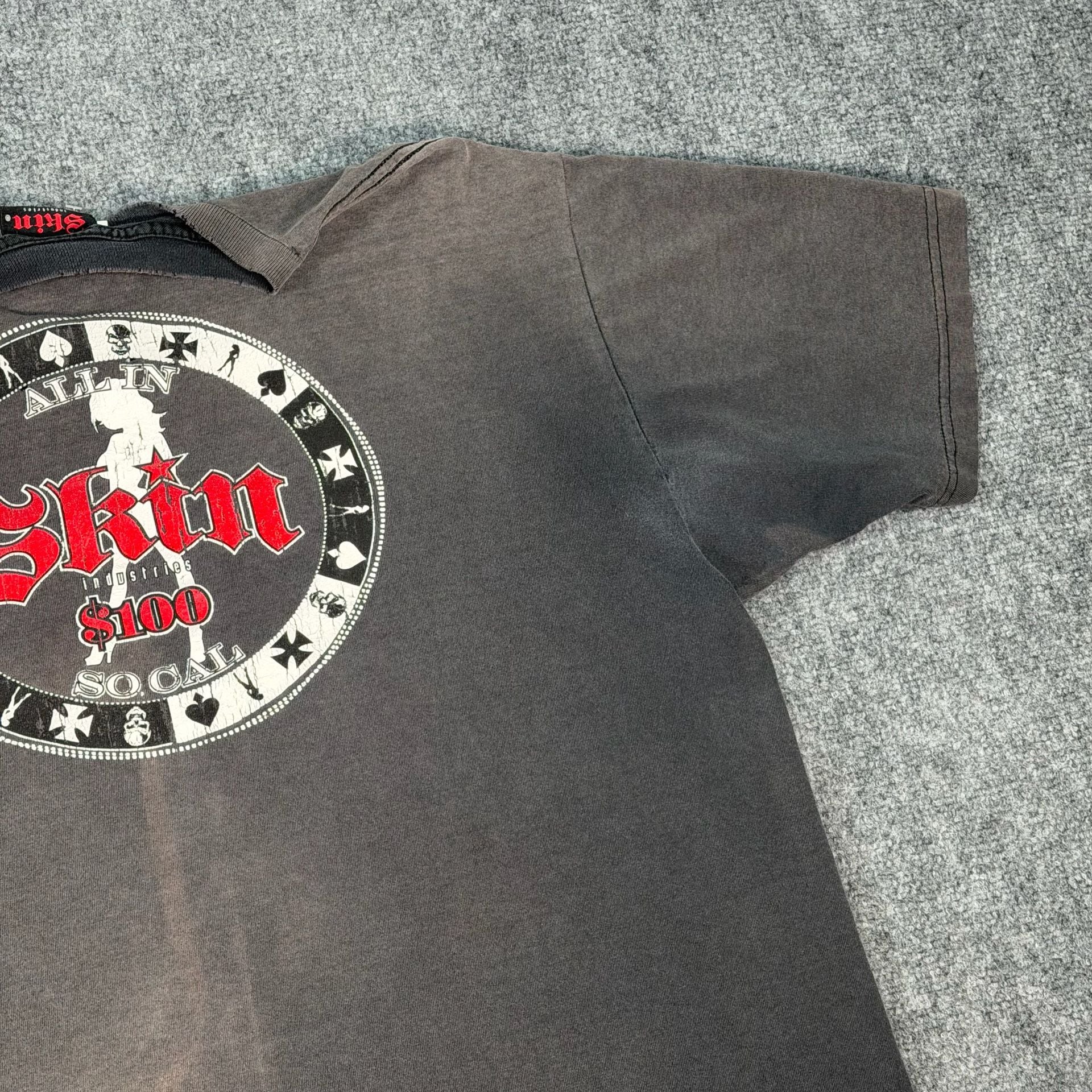 Vintage Skin Industries 'All In' Graphic Faded Black T-Shirt 13