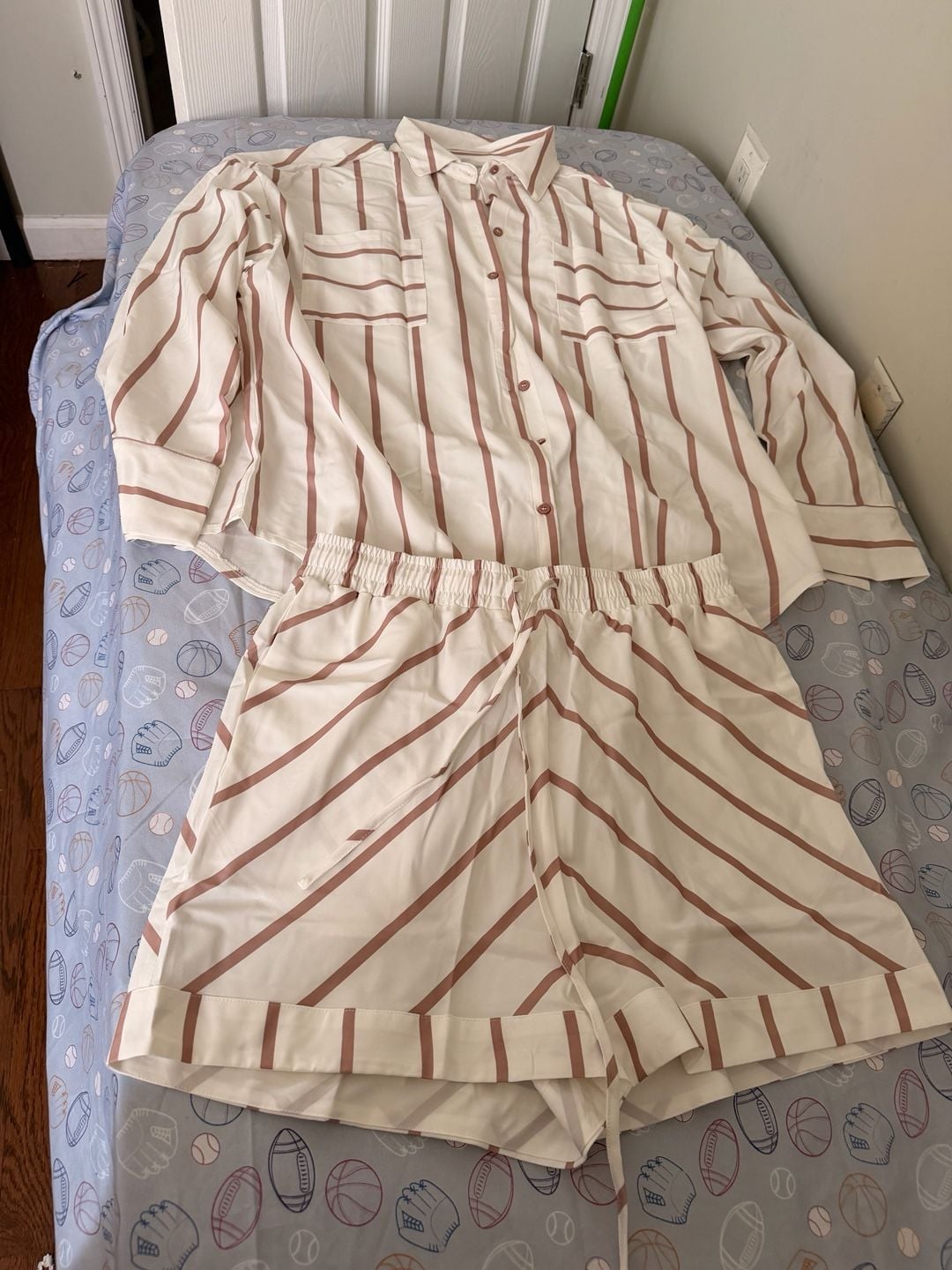 Tankaneo Womens 2 Piece Outfits Striped Long Sleeve Button Down Collared 1