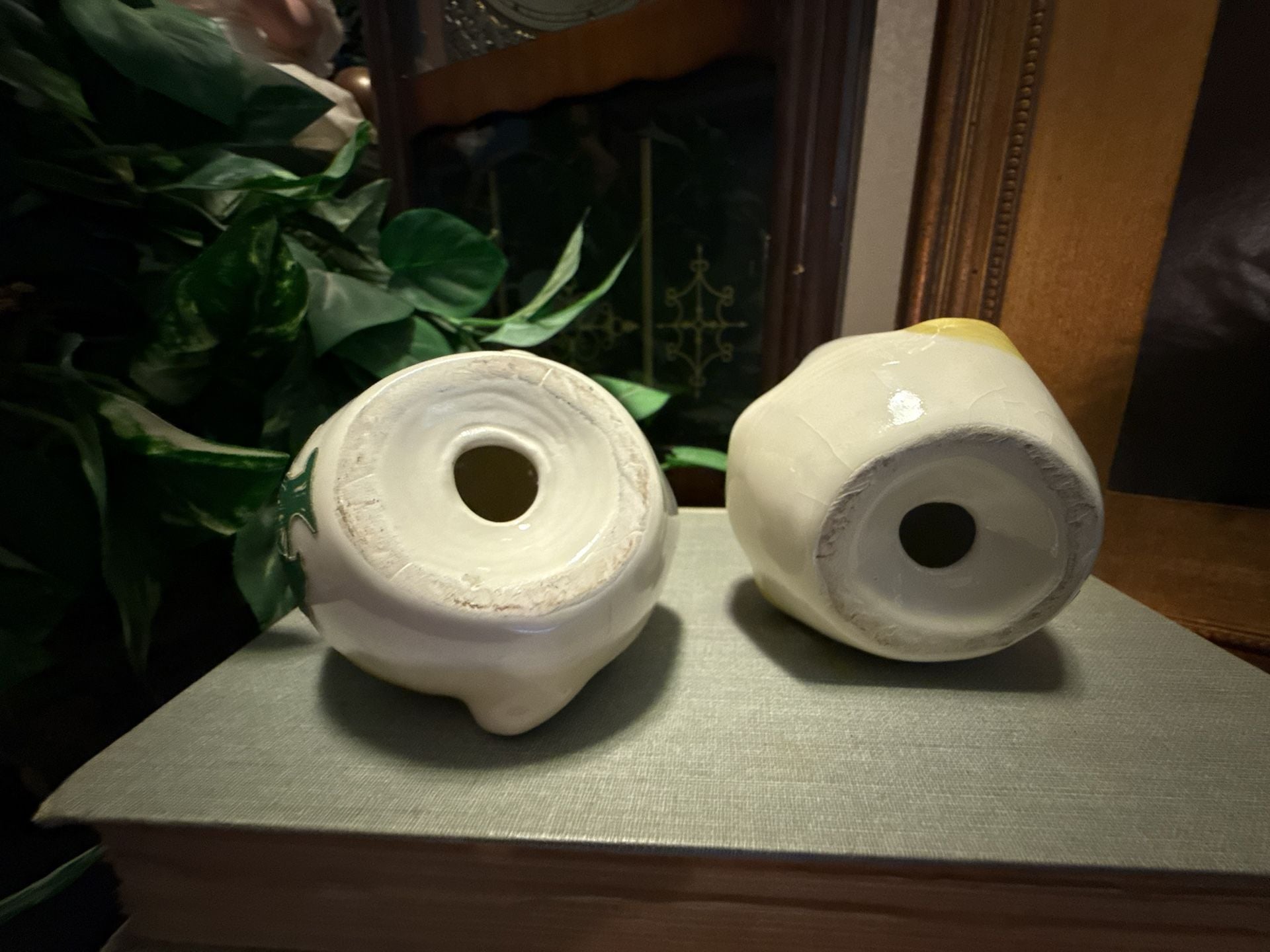 Vintage Nut Tree Vacaville California Baby Face Salt & Pepper Shakers – Mid-Century Souvenir – Original Nut Tree Labels 4