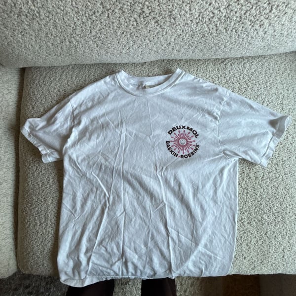 DeuxMoi x Baskin-Robbins 'Get The Scoop' Graphic T-Shirt