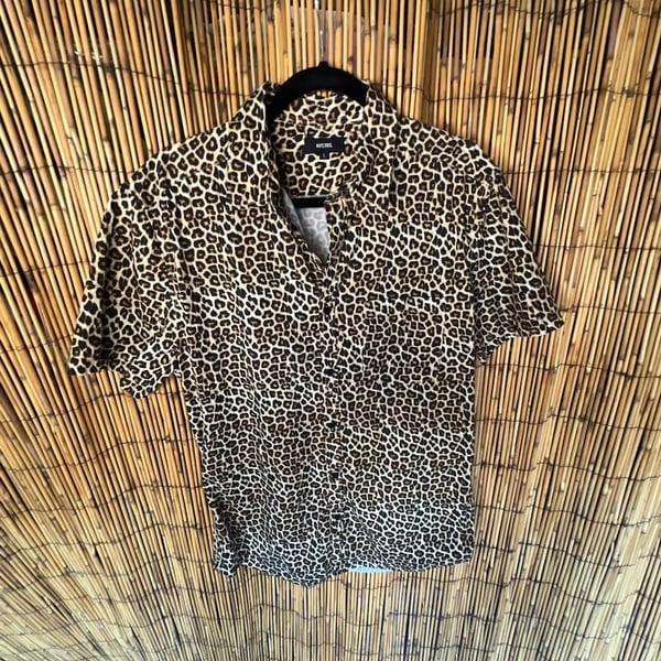 Nutexrol Leopard Print Short Sleeve Button-Up Shirt
