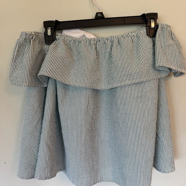 Lauren James Women's Seersucker Off-the-Shoulder Ruffle Top with Back Bow