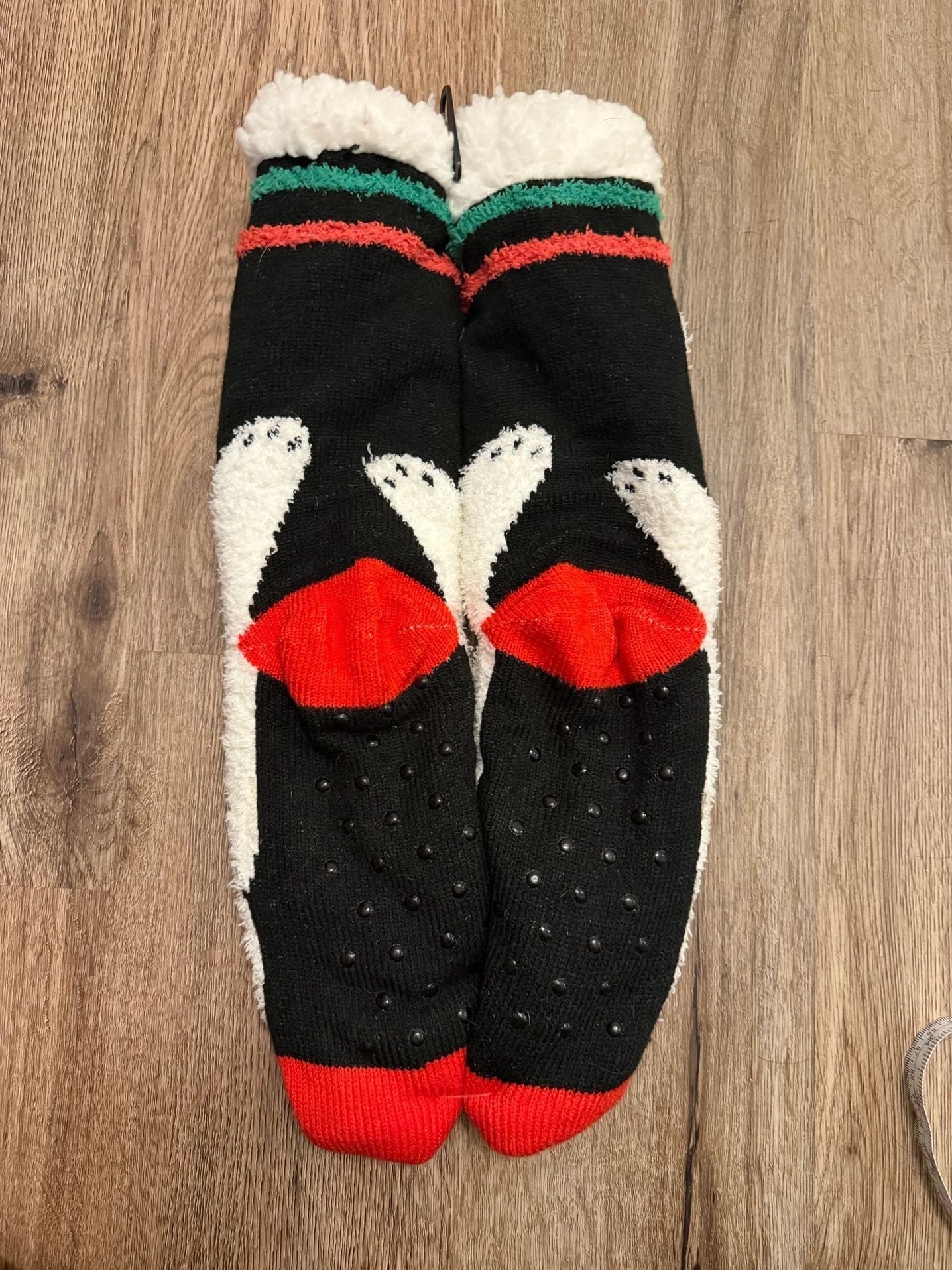 Polar Bear Fuzzy grippy socks 4