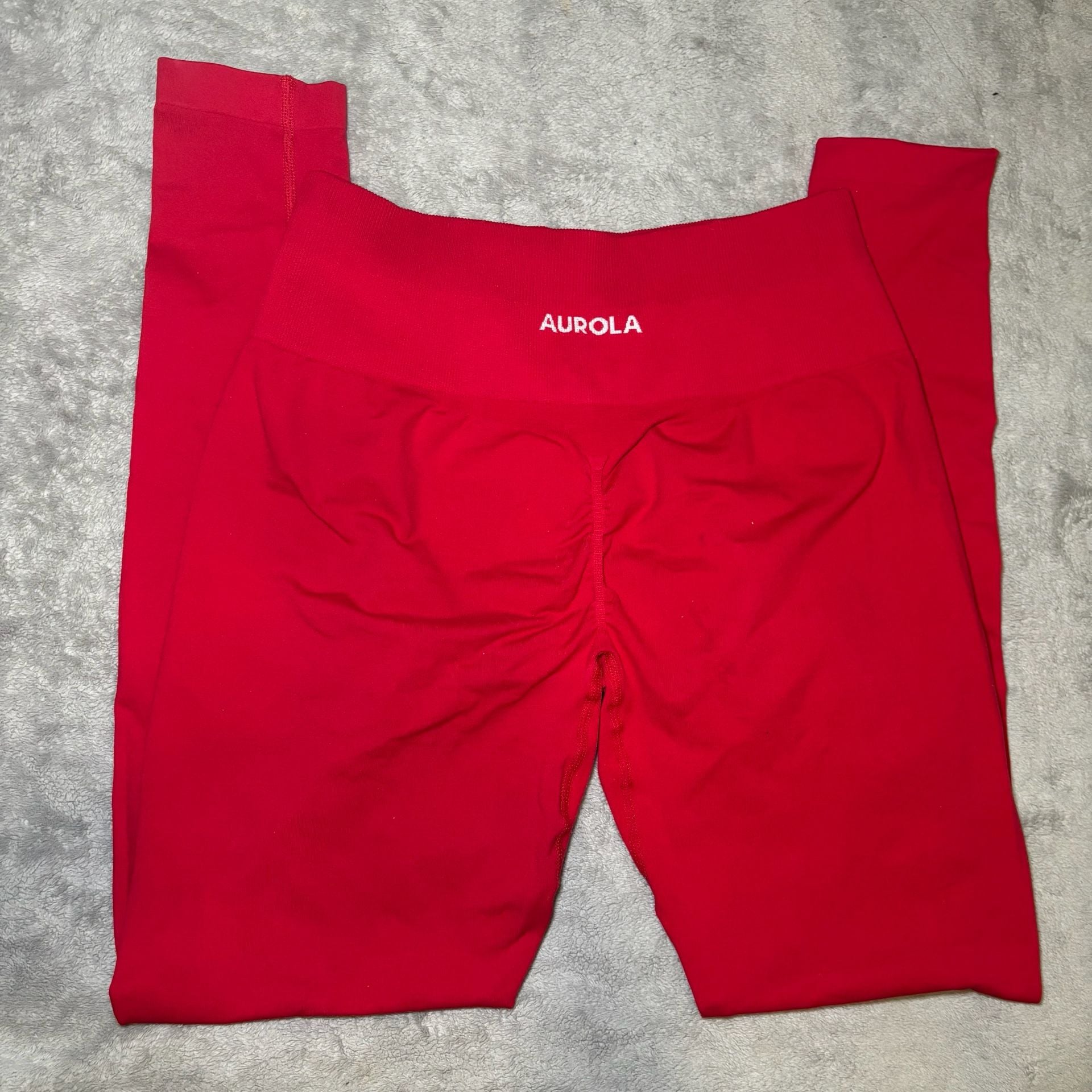 Aurola Seamless High-Waisted Gym Leggings in Red 4