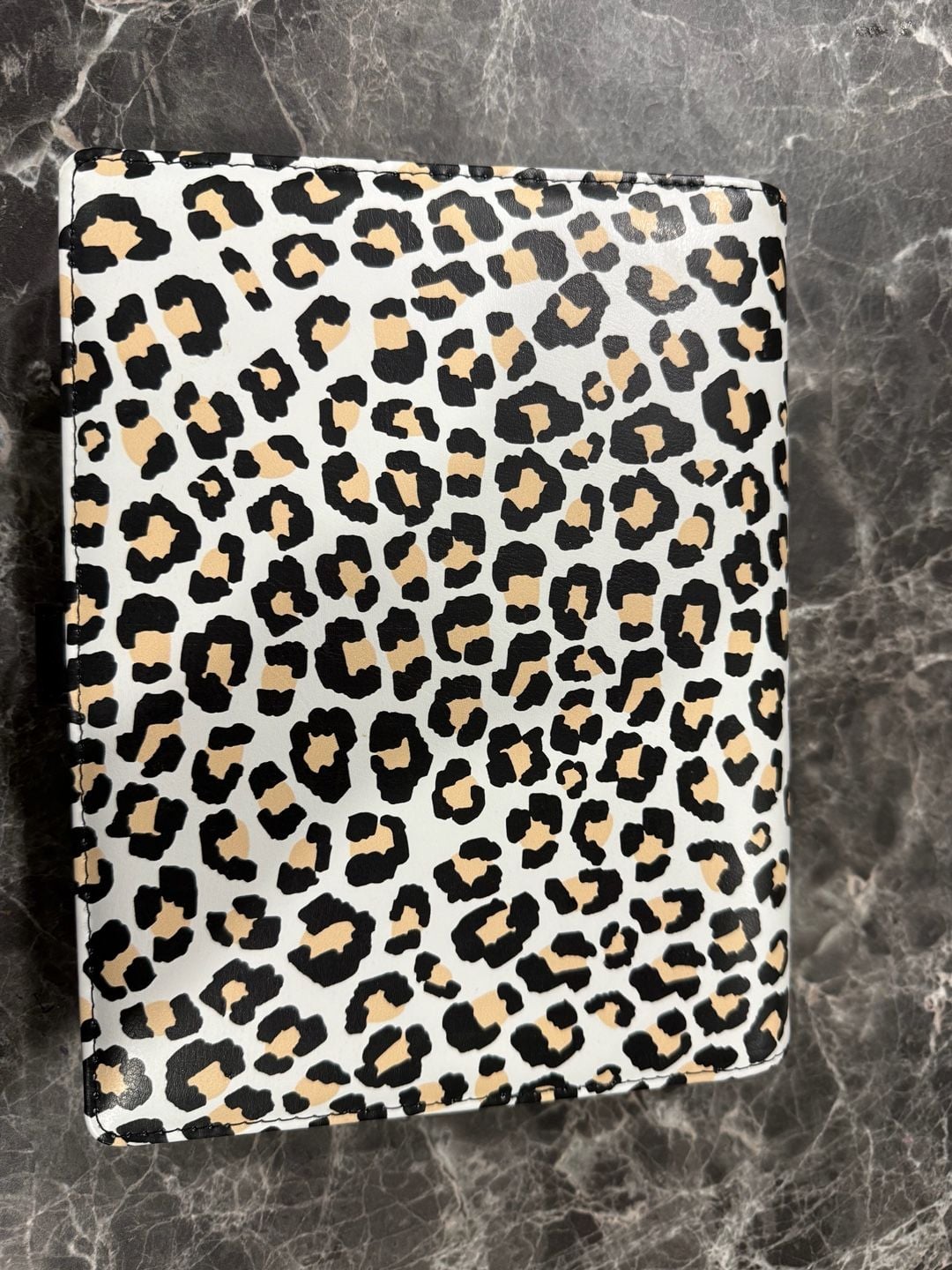 52 Agenda Leopard Print Ring-Bound Personal Planner 2
