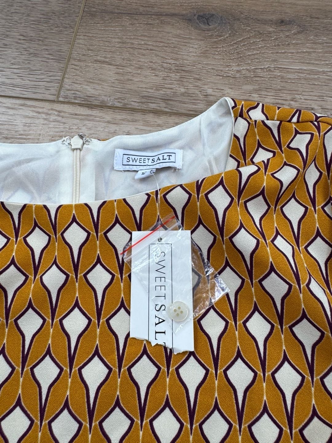 Sweet Salt Geometric Print Shift Dress with Pockets Lantern Sleeves Size 12 NWT 12
