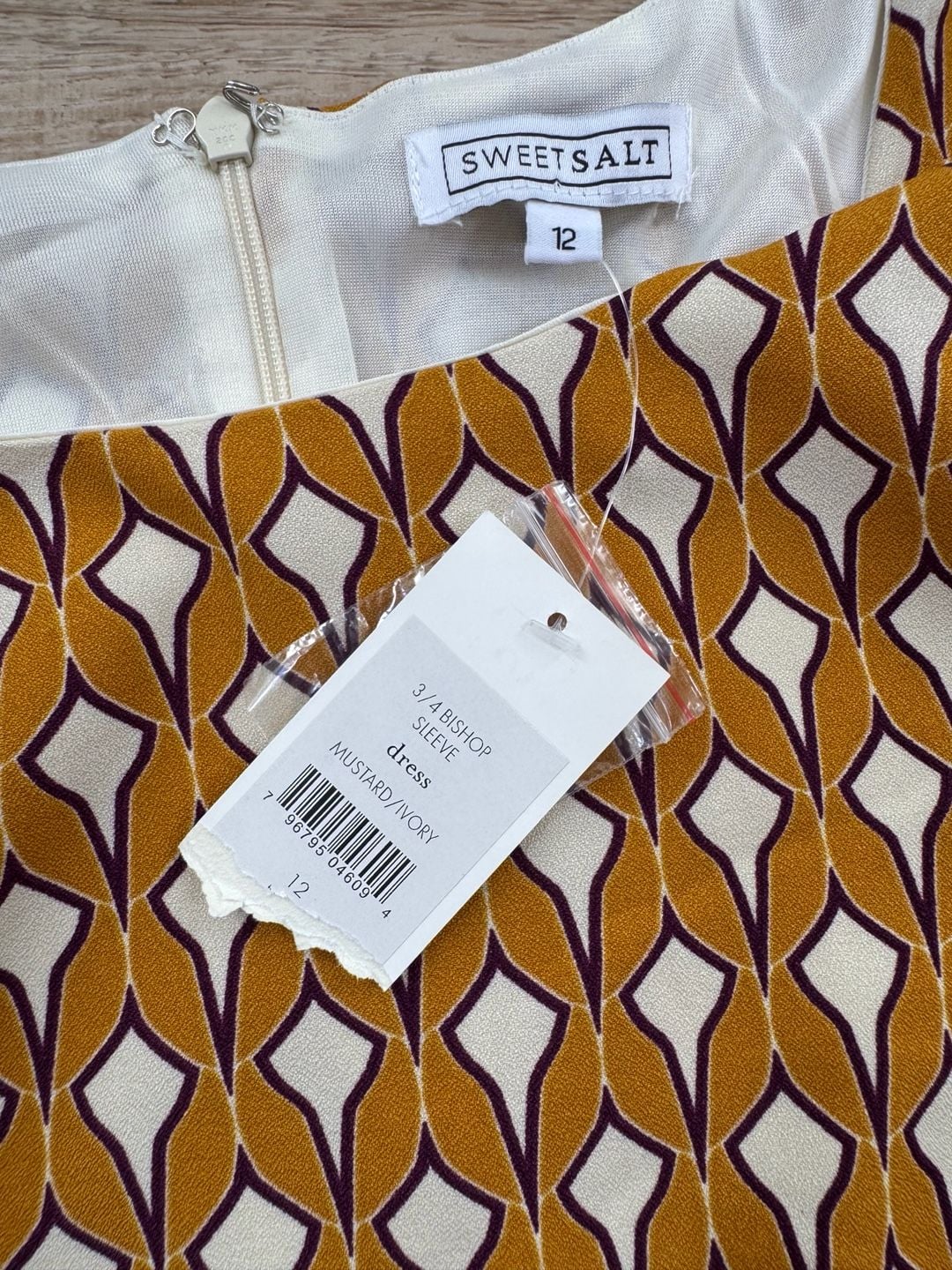 Sweet Salt Geometric Print Shift Dress with Pockets Lantern Sleeves Size 12 NWT 13