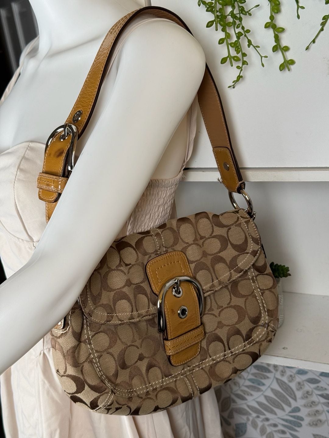 Coach Signature Soho Buckle Flap Shoulder Bag F15668 9