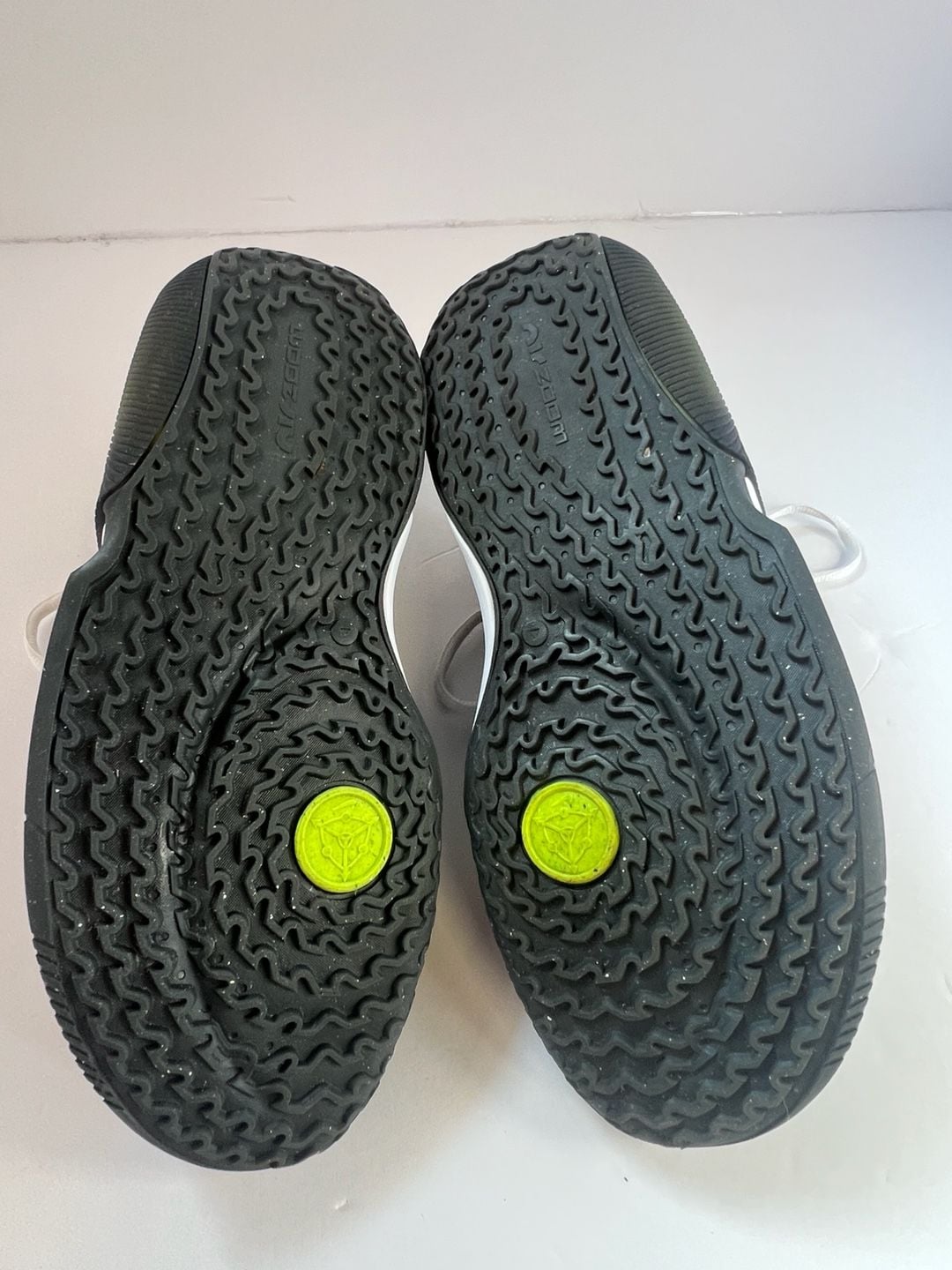 Nike Air Zoom Crossover 2 Basketball Shoes – Youth 6Y – Black Volt 6