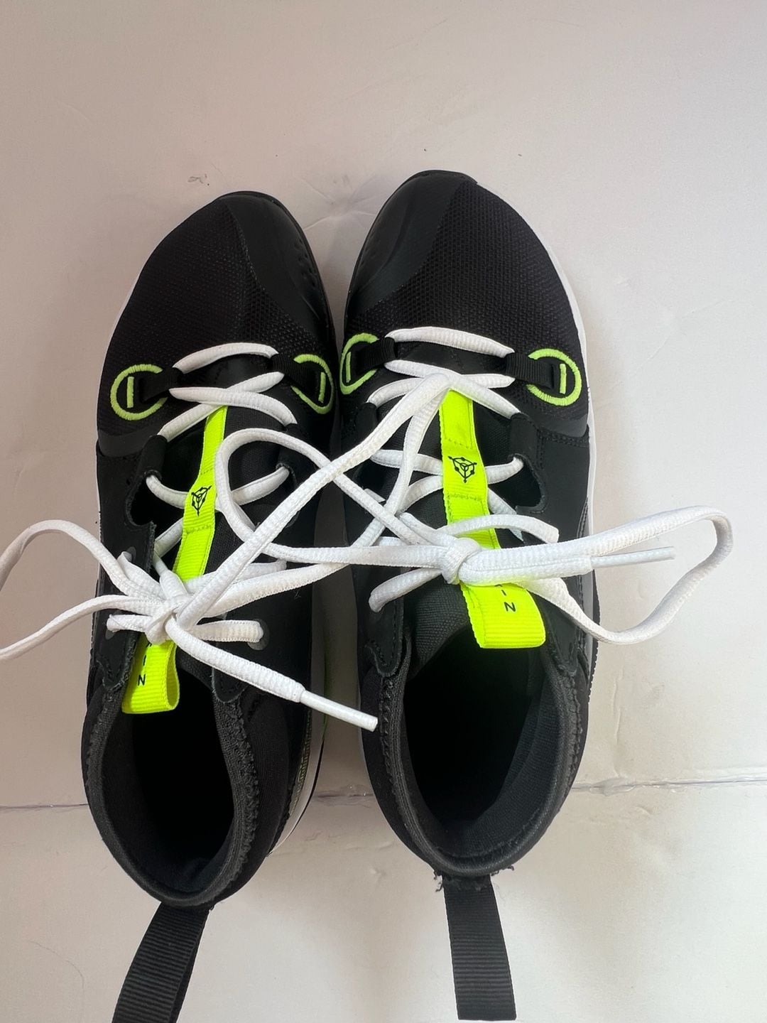 Nike Air Zoom Crossover 2 Basketball Shoes – Youth 6Y – Black Volt 7