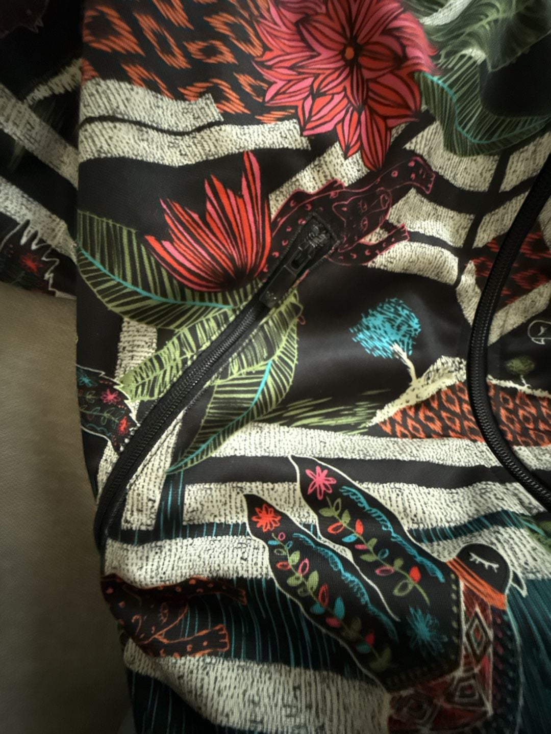 Adidas Originals Xilofloresta FARM Rio Tropical Jungle Track Jacket NWT 7