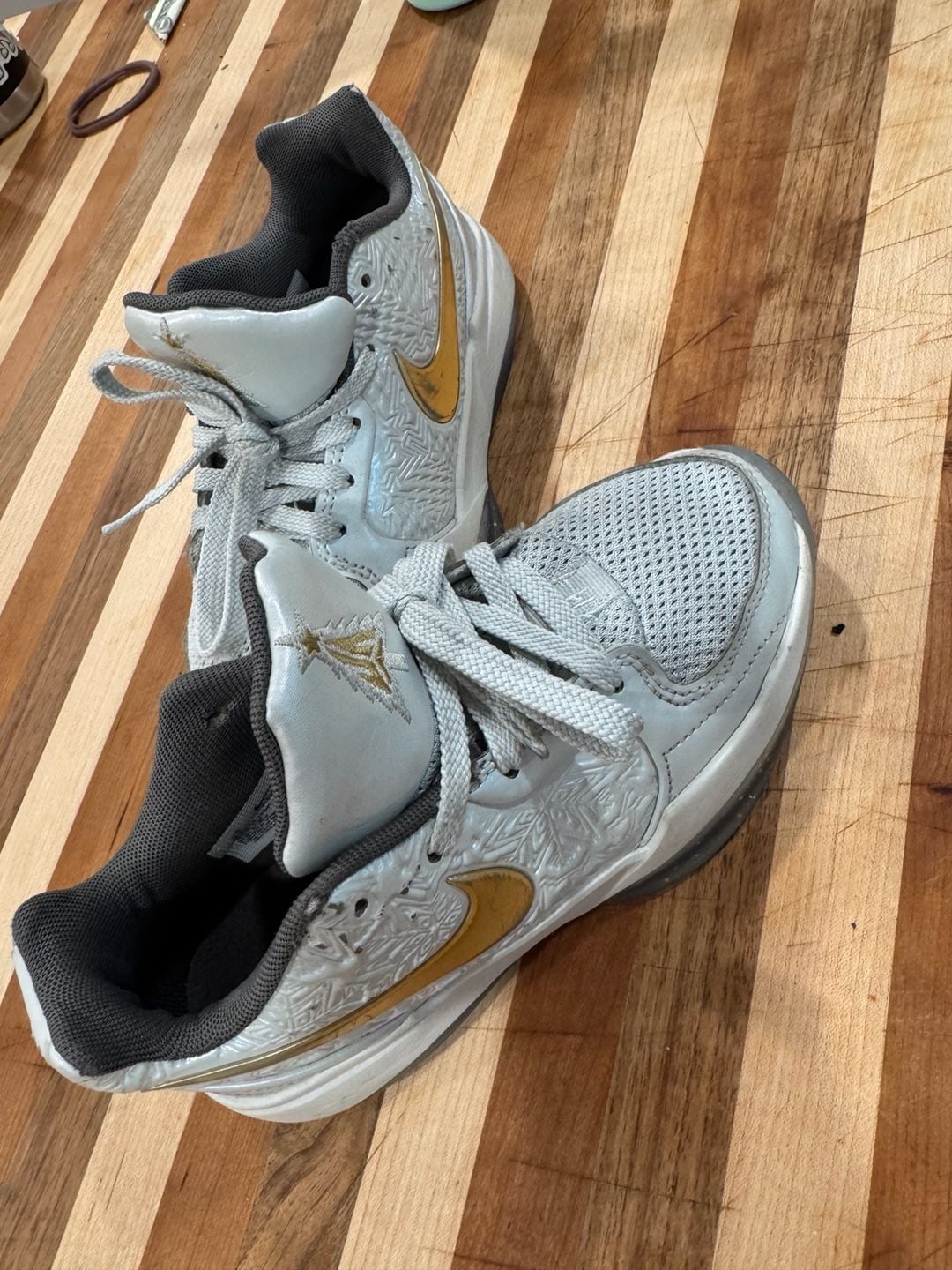 Nike Ja 2 'Tree Topper' Christmas Basketball Shoes 3