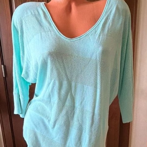 Express Women's Mint Green V-Neck Open Knit Striped Pullover Sweater