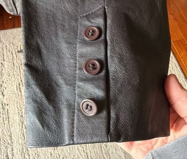 Uniform John Paul Richard Women's Genuine Leather Two-Button Blazer Jacket 9