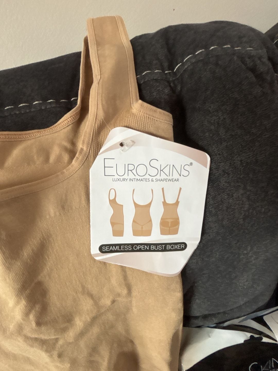 EuroSkins Seamless Open Bust Boxer Shapewear Bodysuit Nude Size Large 2