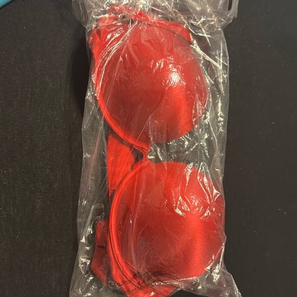 Victoria's Secret Smooth Push-Up Bra with Rhinestone Logo Straps in Lipstick Red